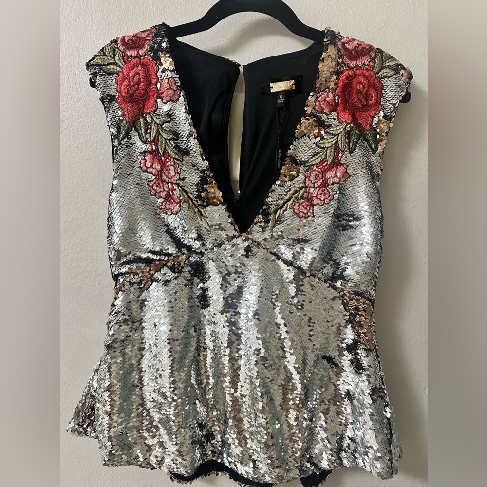 Alexia Admor blouse
